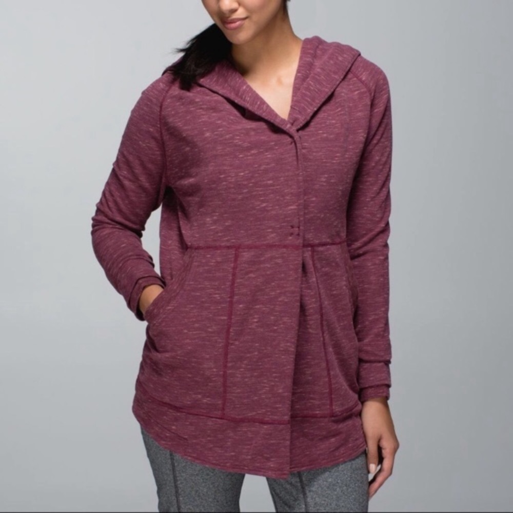 Lululemon Find Your Centre Wrap